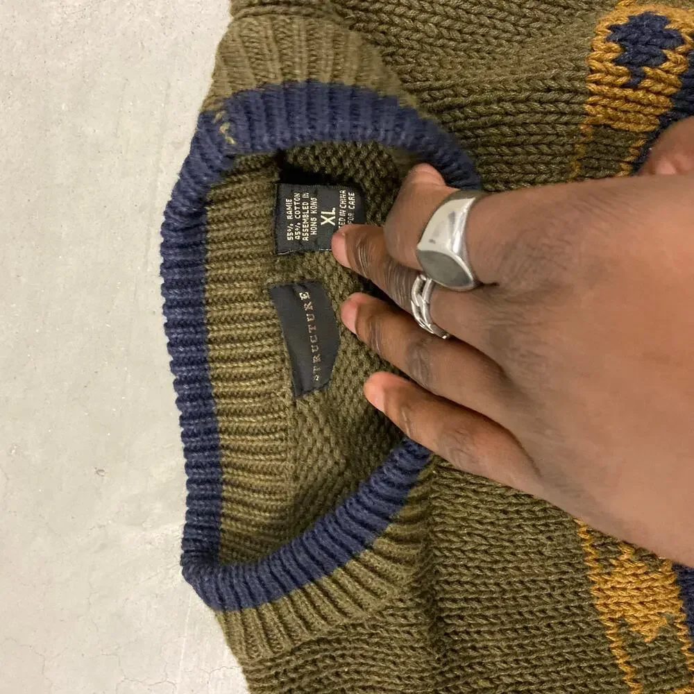 vintage y2k patterned structure sweater